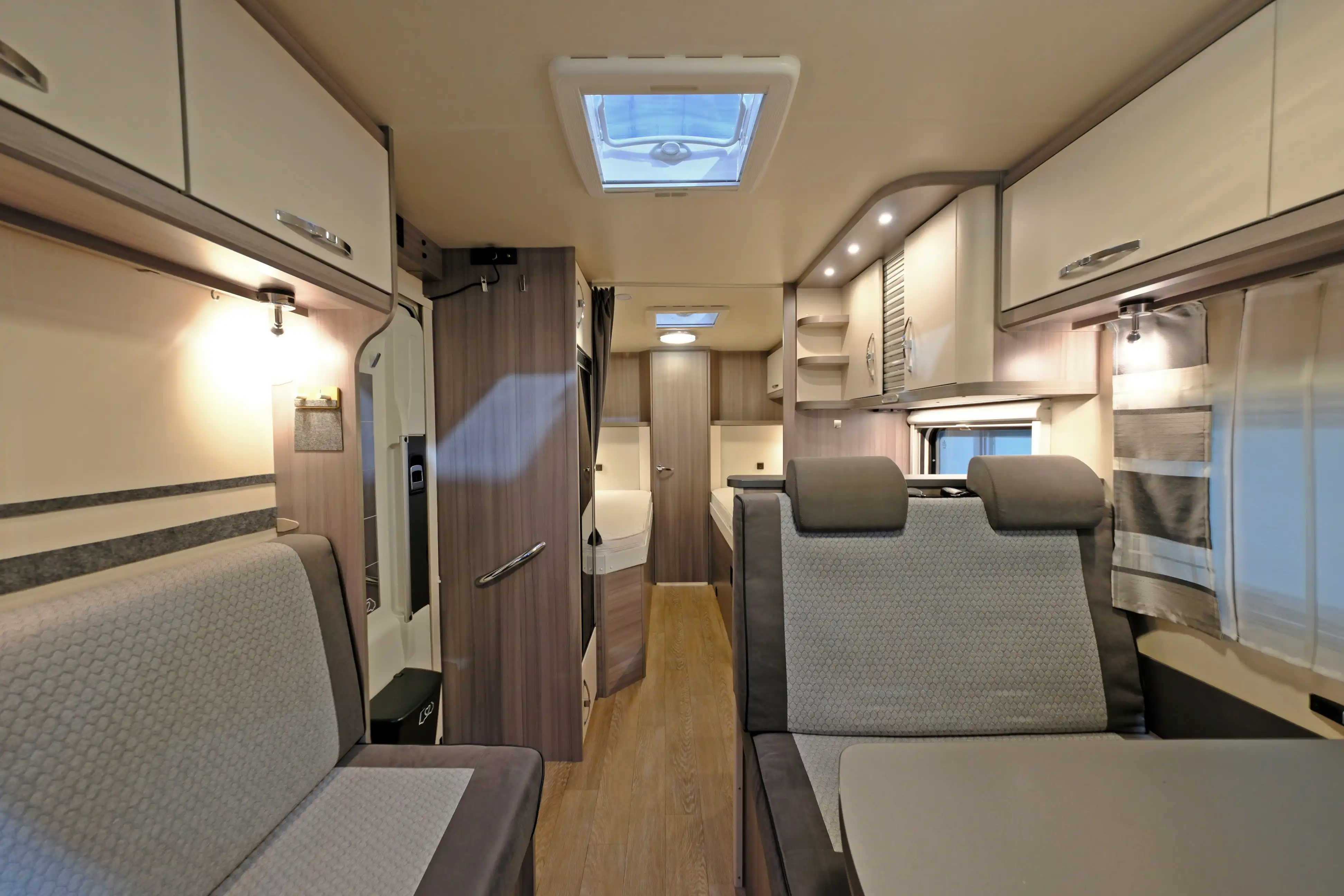 HOBBY Optima Ontour T 70 E